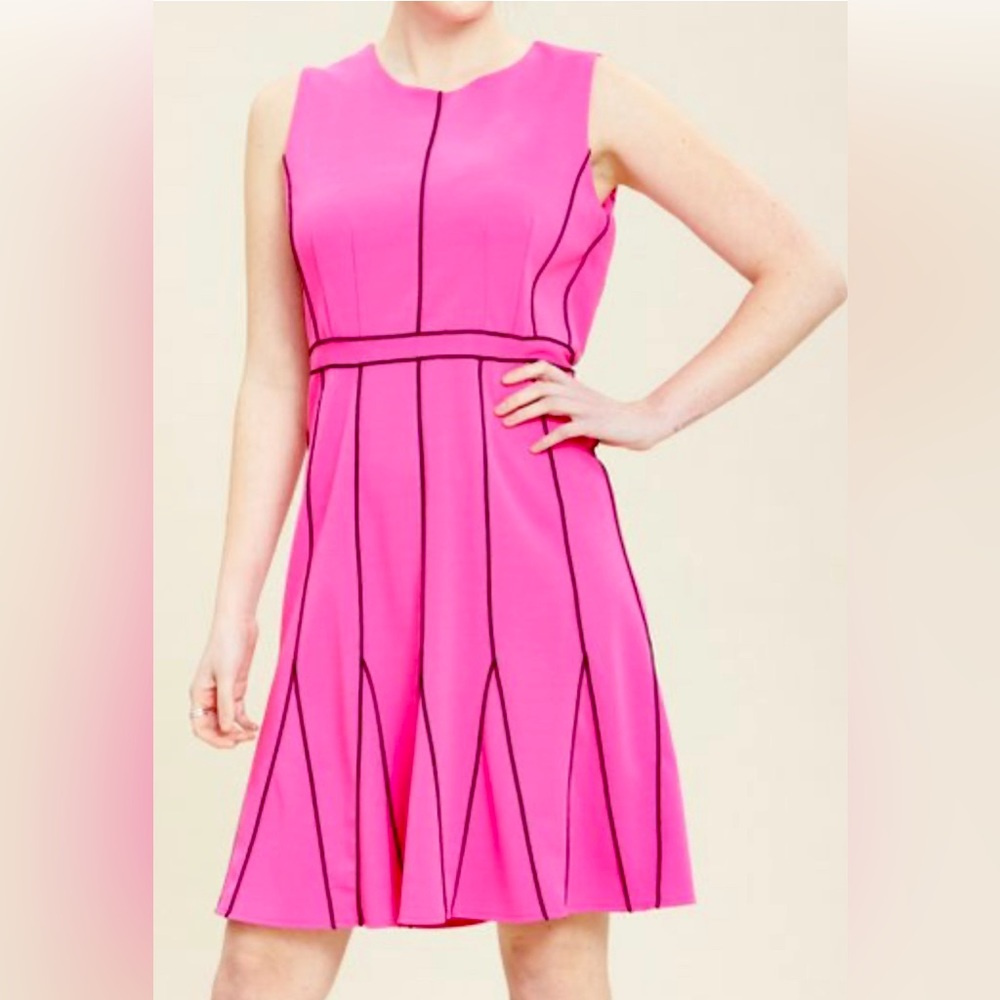 NWT 🩷🖤 Barbie hot pink / fuchsia / magenta dress 🩷🖤 Sz. 14 Bloomingdale’s